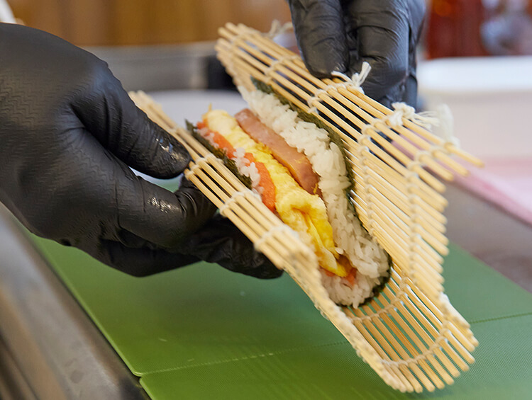 カルローズの食感が生かされた「ポークたまご」