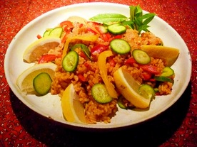 旬野菜いっぱいのタイ風カレーライスサラダの画像