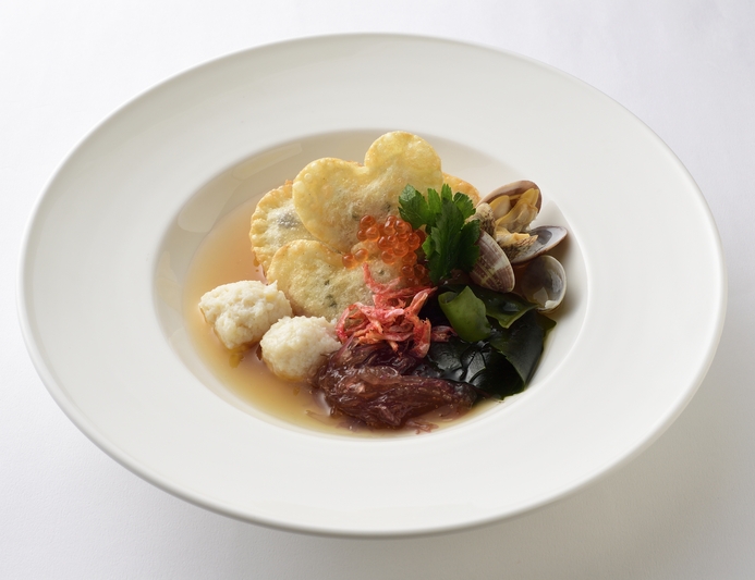 ほたてカルローズ餃子～つばき油香る三陸魚介あんかけスープ～の画像