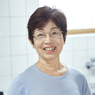 石原 洋子先生