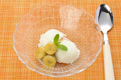 おコメのアイス焼きバナナ添え