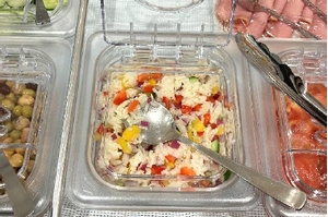 カルローズ米サラダ